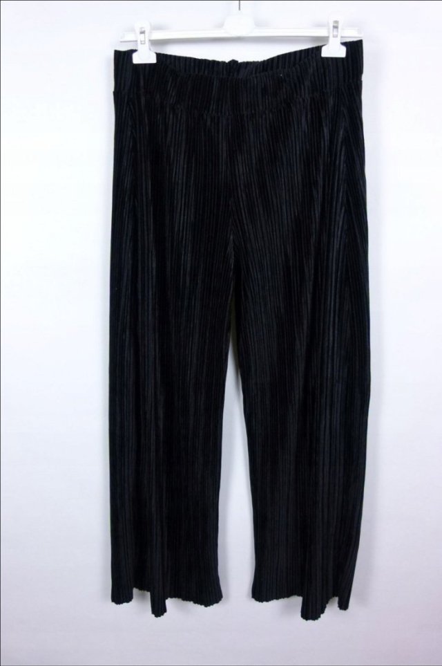 River Island welurowe plisowane spodnie 14 / 40