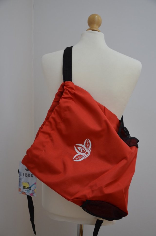 nowy worek na trening basen czerwony