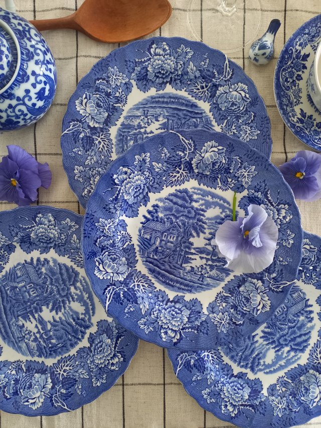 4 talerzyki angielskie