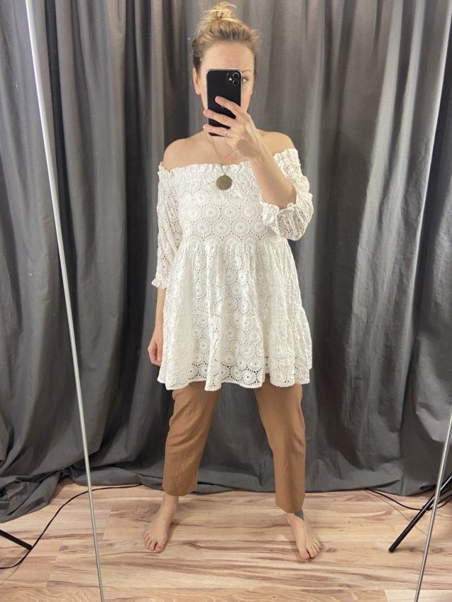 tunika z haftem angielskim