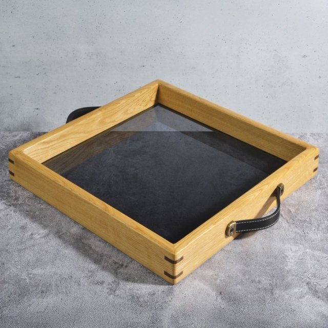 Taca / prezenter • dąb i szkło