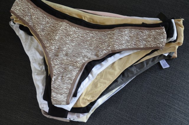 zestaw majtek 25 par nowe 46/48 XL Primark