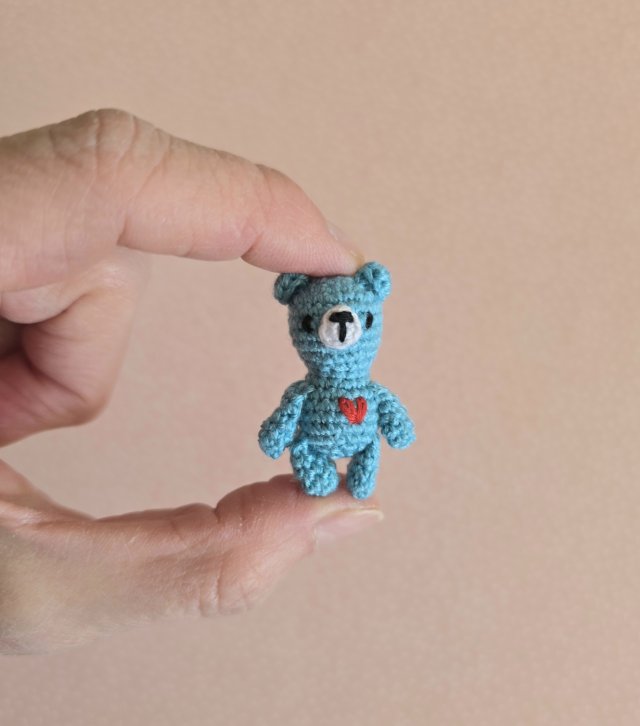 Miś miniatura