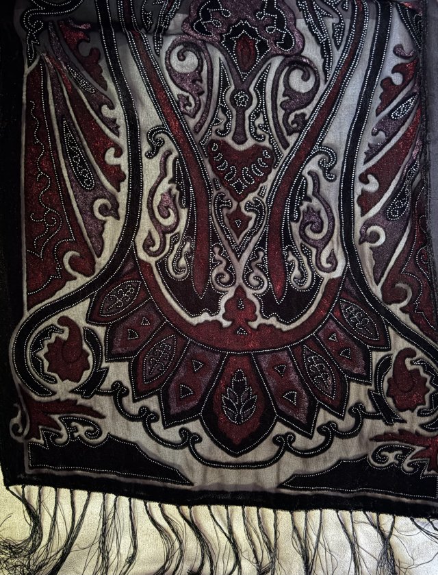 Silk  i viskoza jedwab i welur graficzny elegancki szal