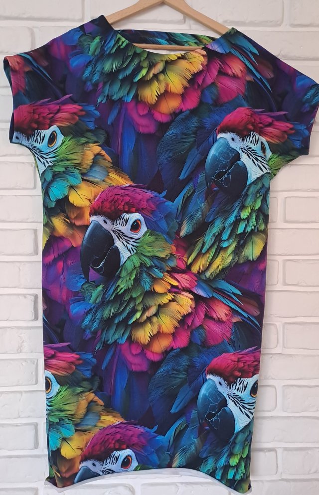Sukienka. Papugi. Handmade