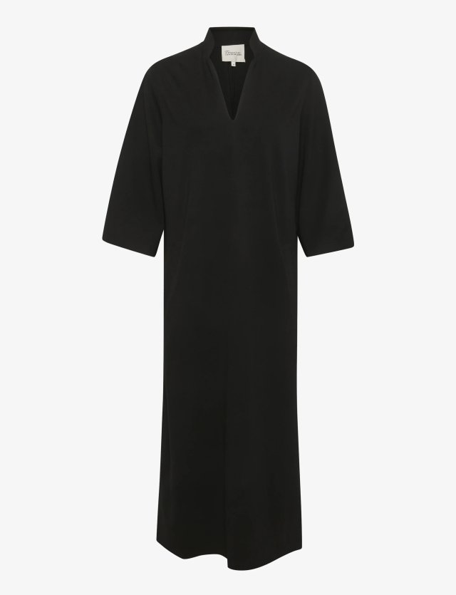 MY ESSENTIAL WARDROBE