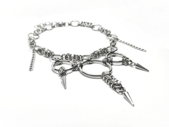 Choker Chainmaille z Kolcami i Kręgami Stal Chirurgiczna Gotycki Naszyjnik Dark Fantasy