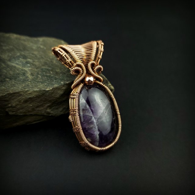 Wisior z ametystem wire wrapping