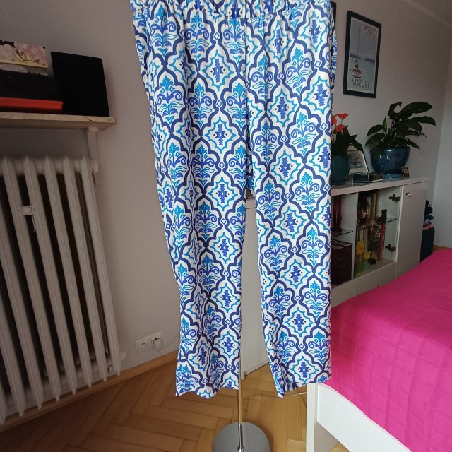 Letnie spodnie 7/8  Bodyflirt