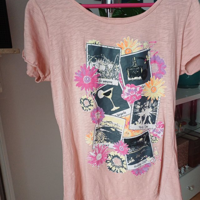 T-shirt bluzka.