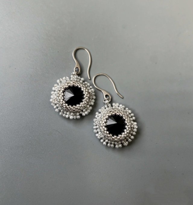 BLACK DIAMOND