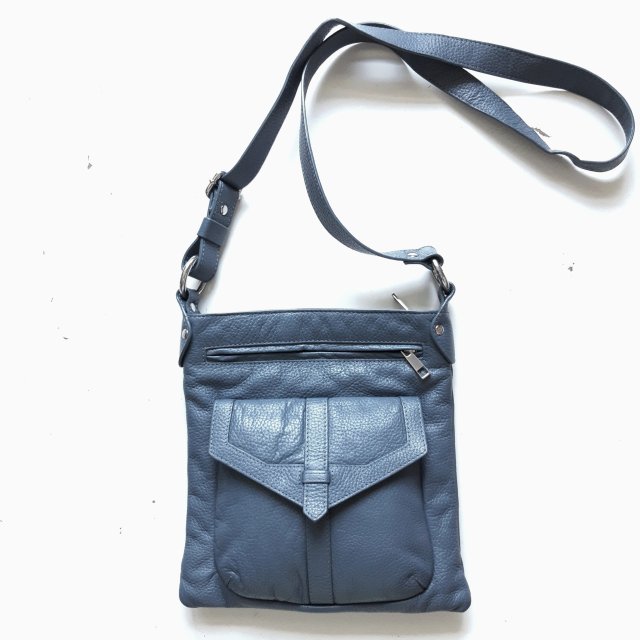 Włoska Niebieska Torebka Listonoska Skórzana Skóra Crossbody Bag Leather