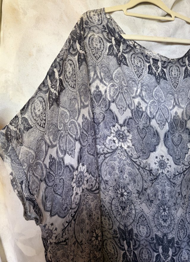 Nietoperz mgiełka made in Italy SILK i viskoza elegancki granat