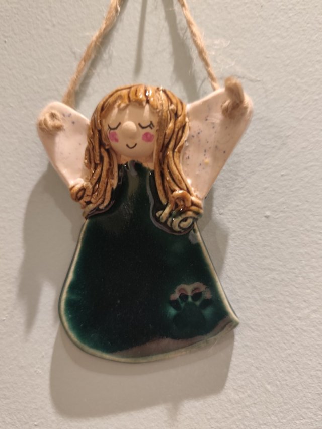 anioł ceramiczny