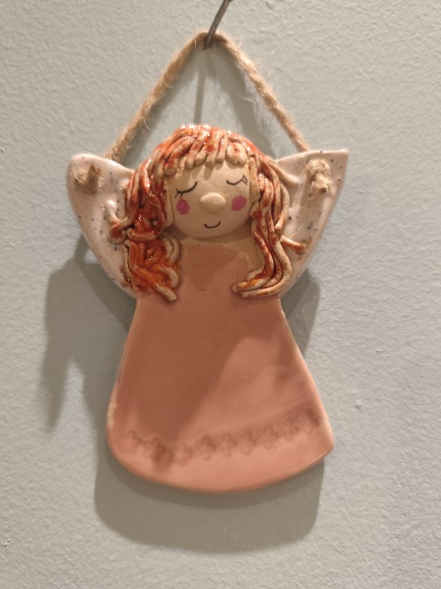 anioł ceramiczny