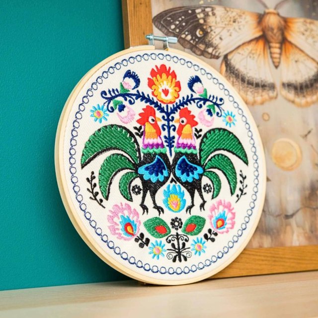 Koguty łowickie - ecru, haft w tamborku 20 cm