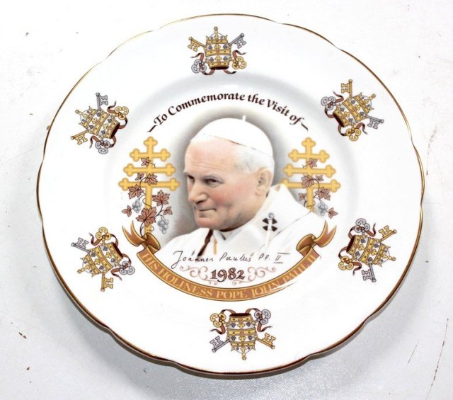 JAN PAWEŁ II porcelanowy pamiątkowy talerz 1982