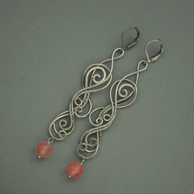 Długie kolczyki kwarc malinowy, wire wrapping, stal chirurgiczna