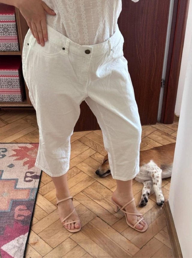Białe spodnie 3/4 capri Simply Emma Plus Size 20W bawełniane XXXL / 46 / 18