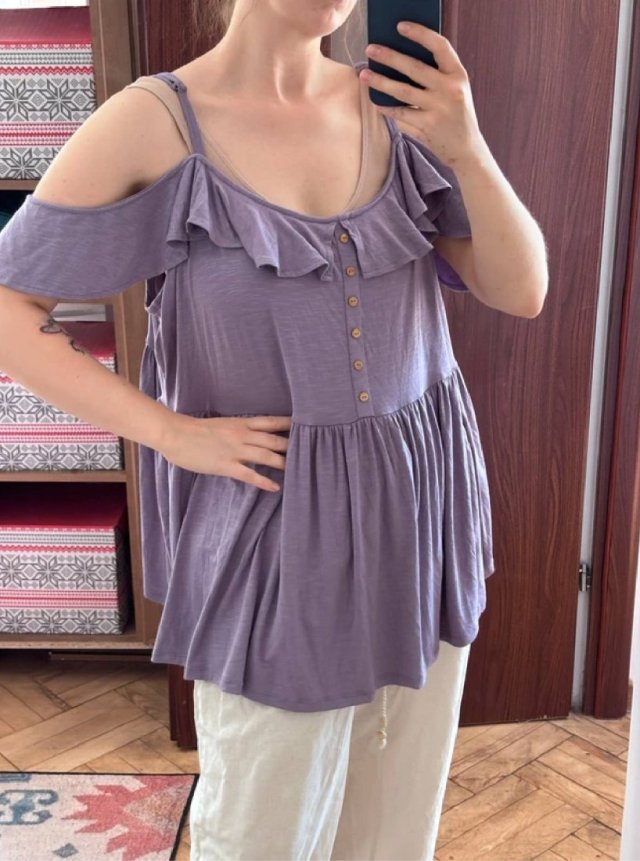 Liliowa bluzka Torrid Super Soft 4 (8-9XL) z falbankami cold shoulder 7XL / 54 / 26