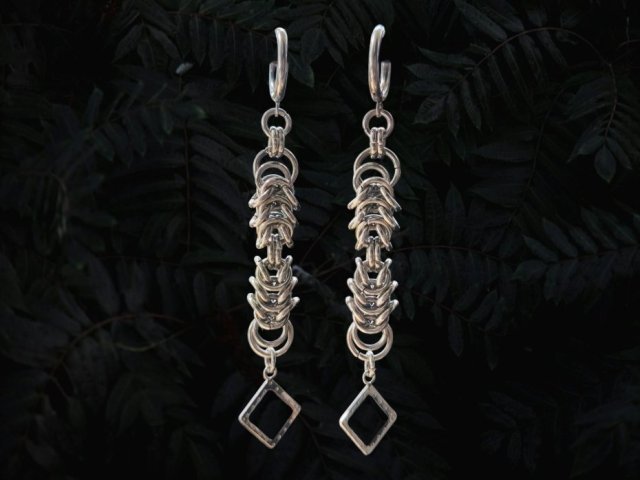 "Midnight Square Chainmaille Earrings"
