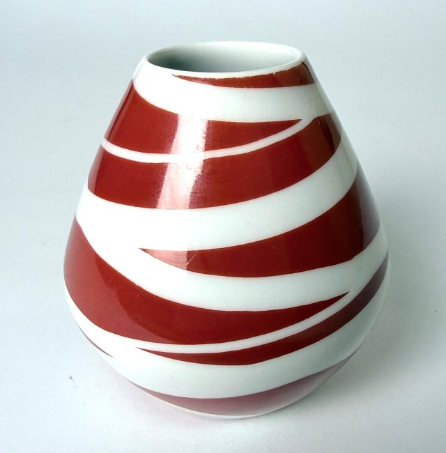 Porcelanowy wazonik Niemcy Unterweissbach rzadki wzór lata 60/70 Vintage