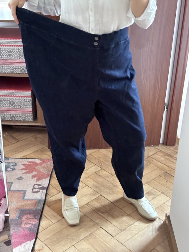 Ciemnoniebieskie spodnie Terra & Sky 5X (32-34W) Plus Size wysokie