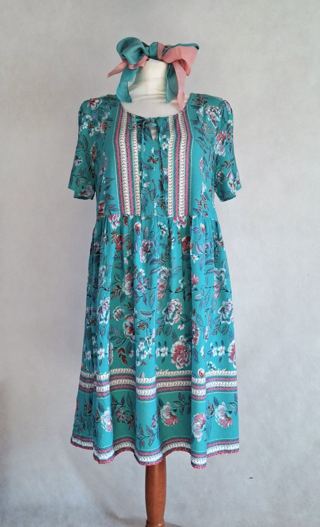 TURKUSOWA BABY DOLL