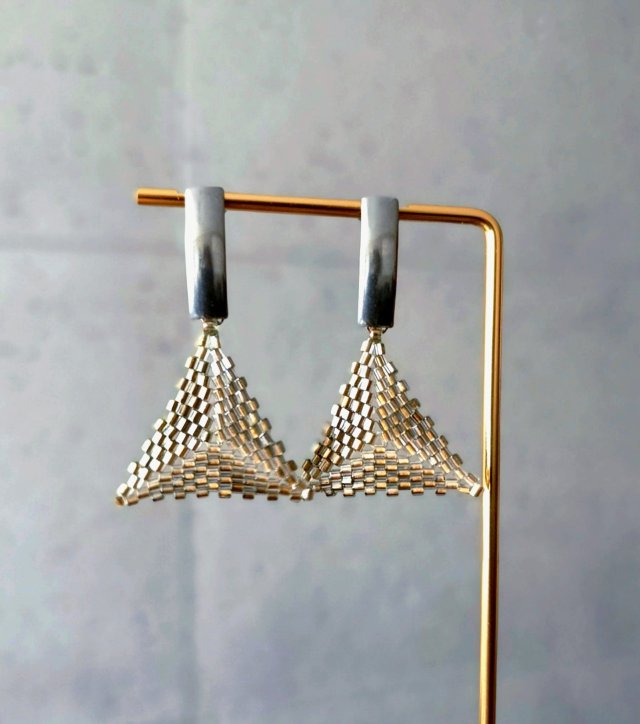TRIANGLE GOLD