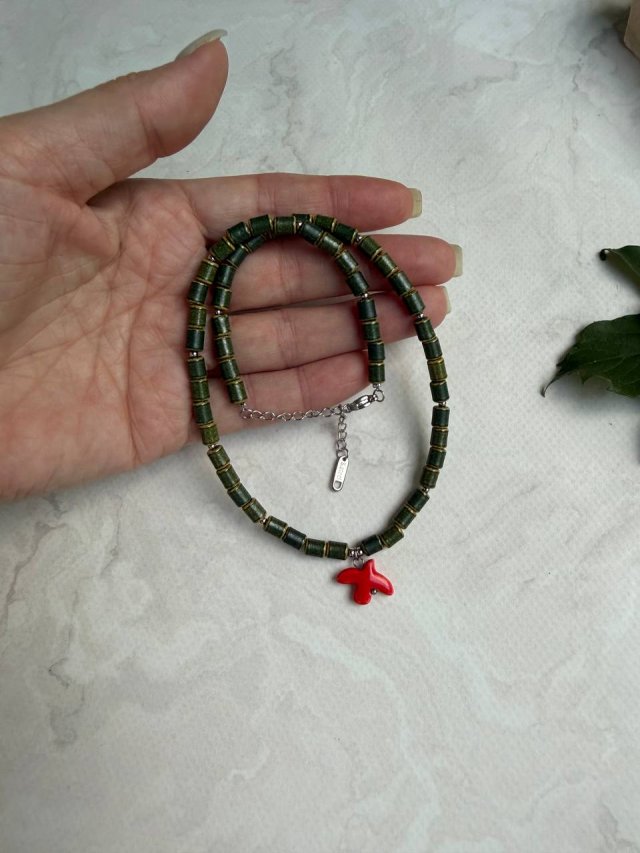 Choker z ptakiem