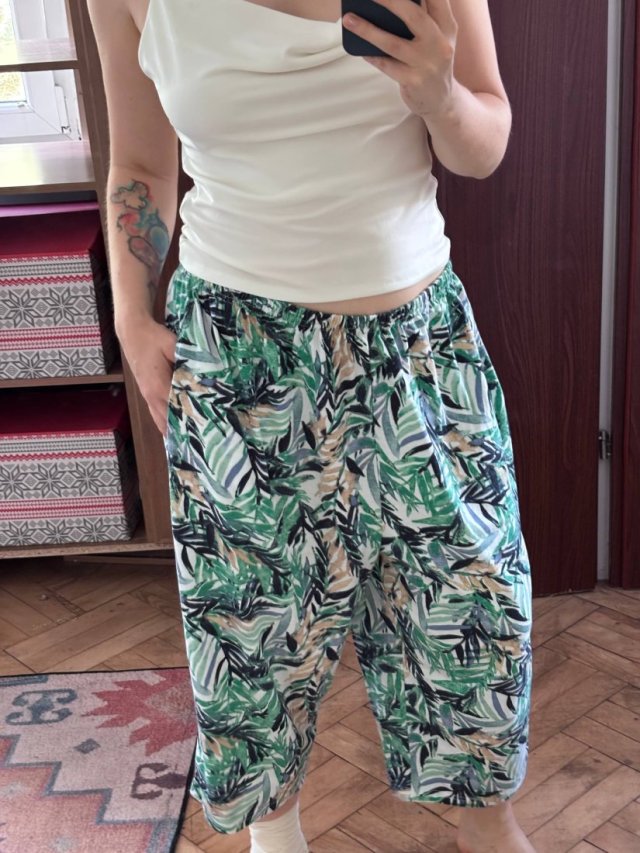 Wzór tropikalny spodnie Roaman's (22/24) Plus Size luźne