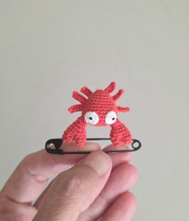 Krab przypinka