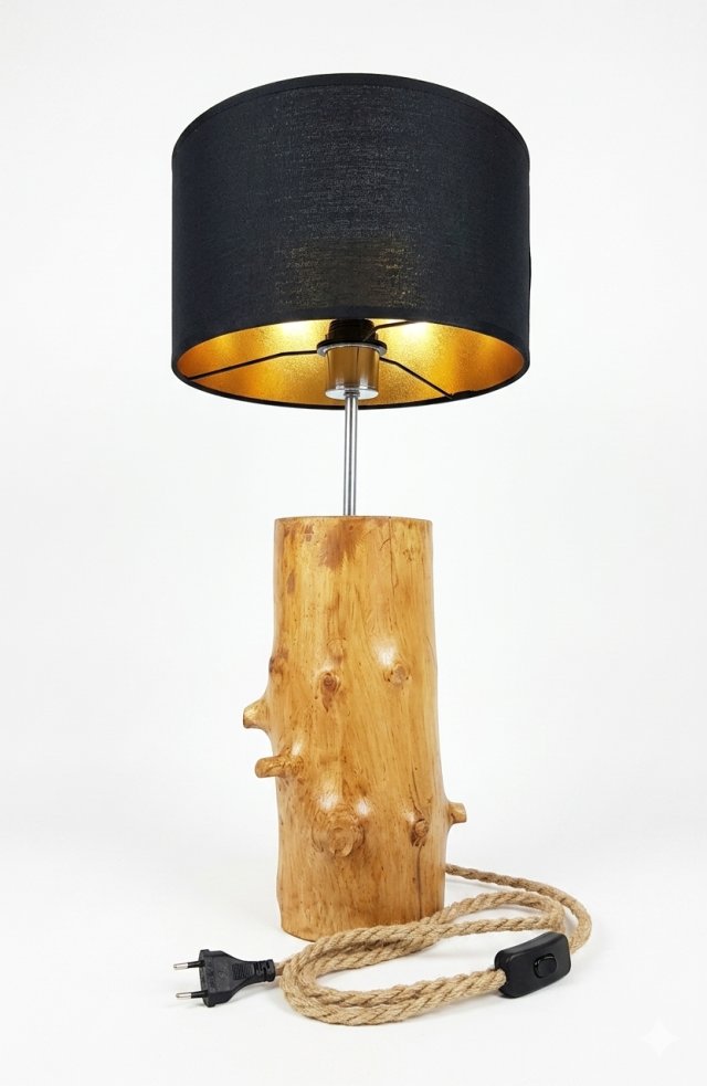 Lampa drewniana