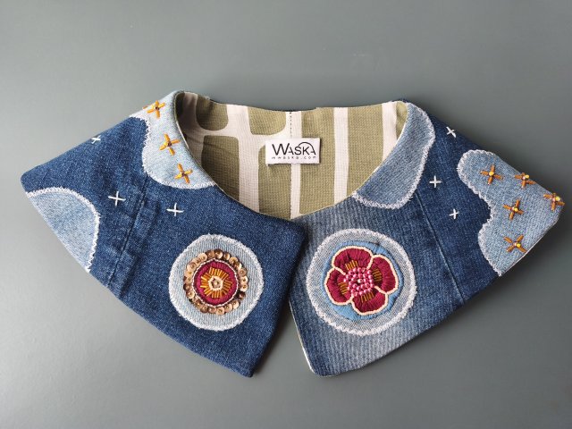Kołnierzyk denim, ręcznie haftowany