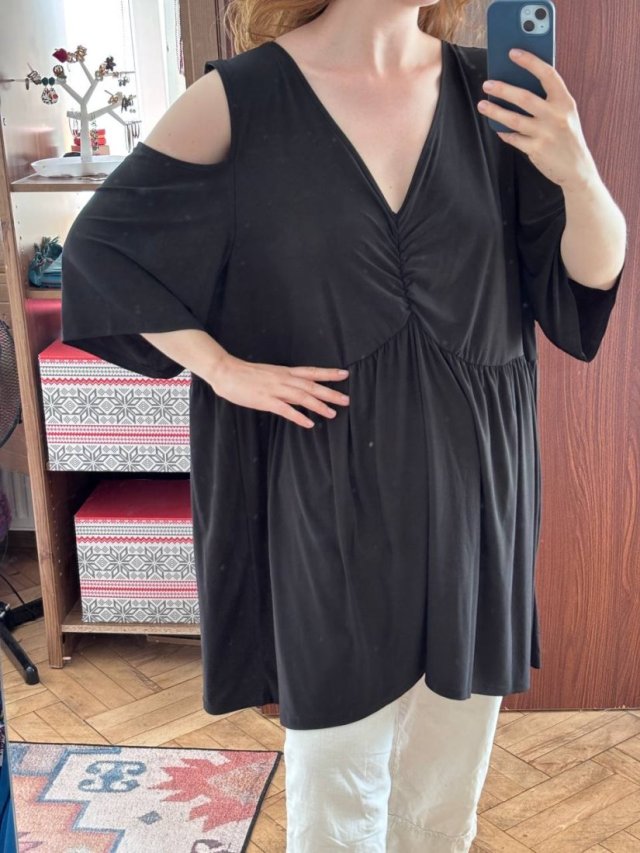 Torrid Czarna Bluzka Cold Shoulder Plus Size 5 8XL / 56 / 28