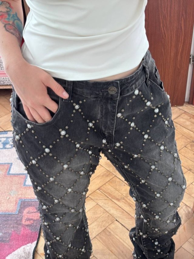 Vicious Authentic Denim Czarne Jeansy z Nitami Plus Size 2YK 4XL / 48 / 20