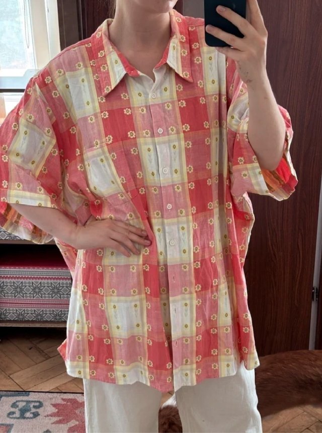 Liz & Me – Różowa koszula w kratę z kwiatami (plus size) 9XL / 58 / 30