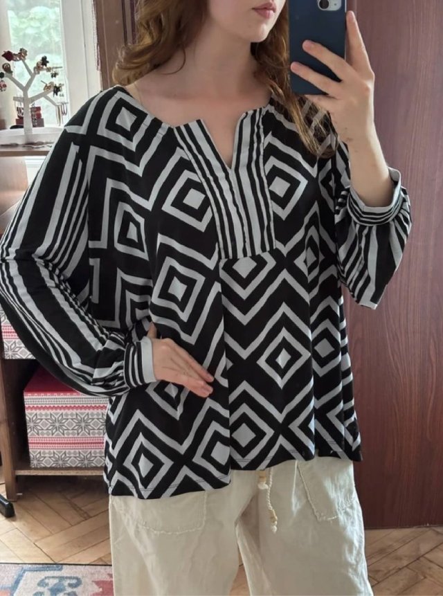 Ashley Stewart bluzka 7XL 54 czarno-biała geometryczna oversize Plus Size elegancka 7XL / 54 / 26
