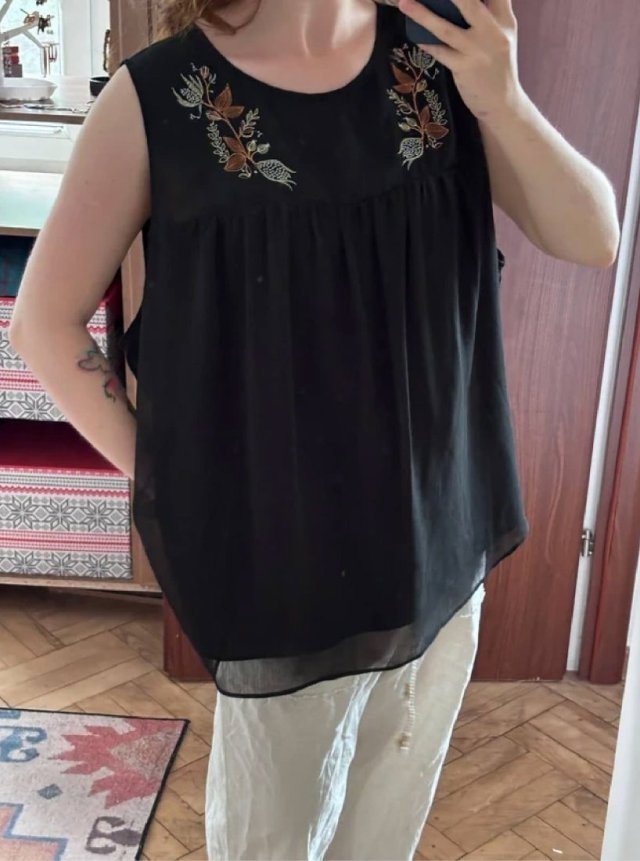 Torrid czarna bluzka 6XL 52 haft boho bez rękawów zwiewna Plus Size tunika