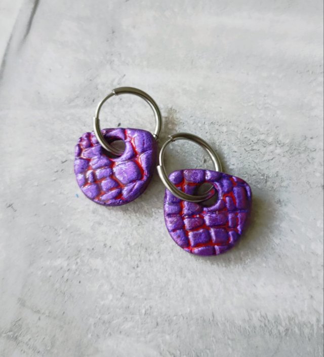 Purpurowe
