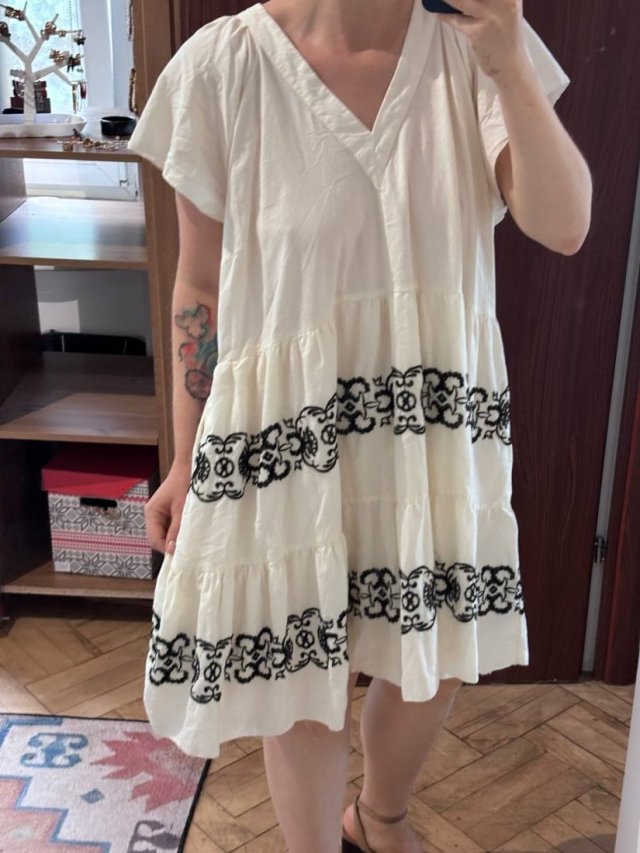 Old Navy Kremowa Sukienka z Haftem Plus Size  midi bawelna 4XL / 48 / 20