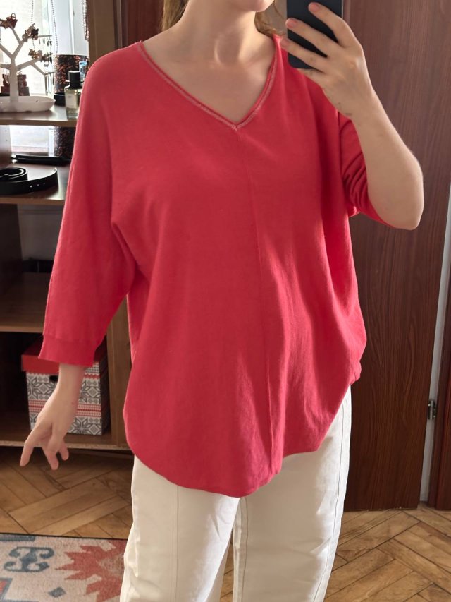 C.J. Banks koralowa bluzka plus size | dekolt V | luźny fason 4XL / 48 / 20
