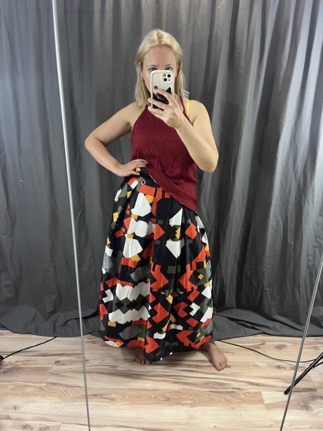Mangano skirt