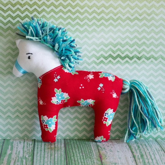 Konik - Ela - wersja mniejsza 15 cm