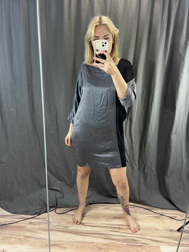Second Female jedwab