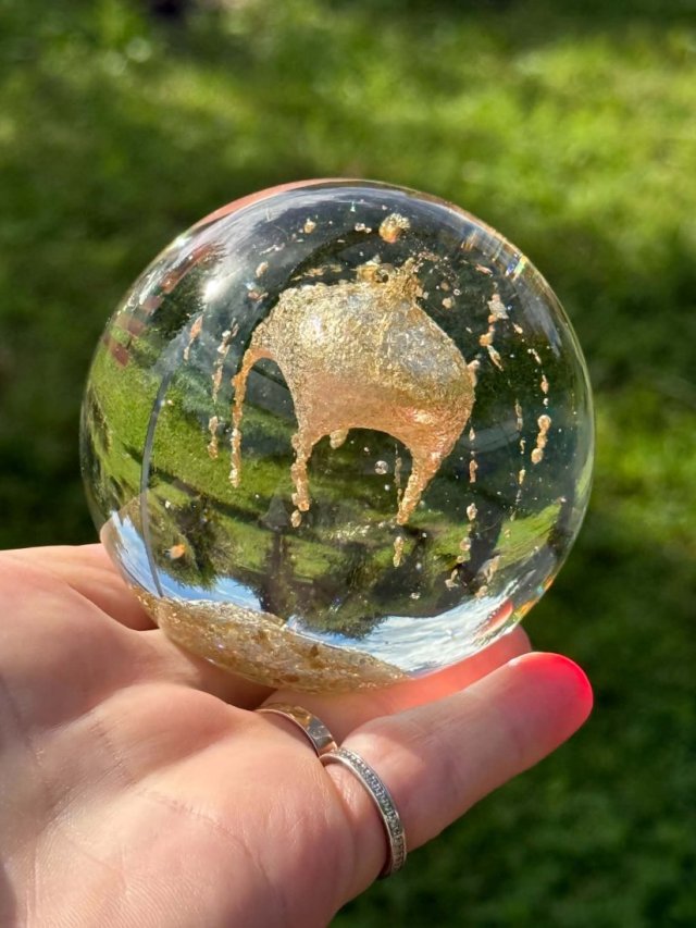 PRZYCISK DO PAPIERU PAPERWEIGHT SZKLANA KULA szkło dekoracyjne * złote UFO 2
