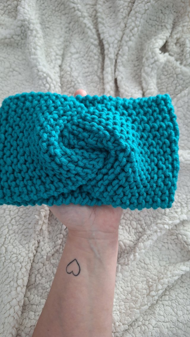 Turkusowa opaska turban handmade - kolorowy akcent z charakterem