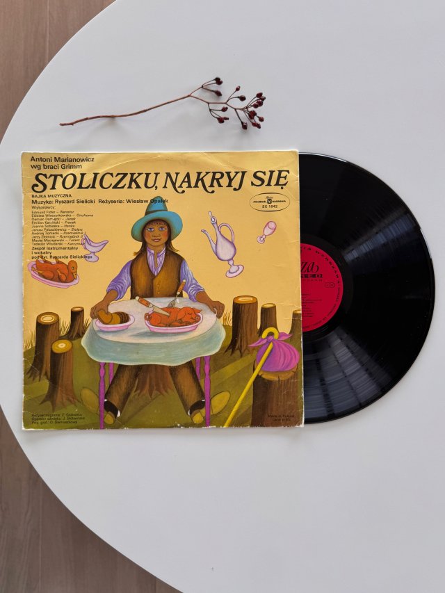 Winyl z 2 bajkami, Stoliczku nakryj się i Tańczące krasnoludki