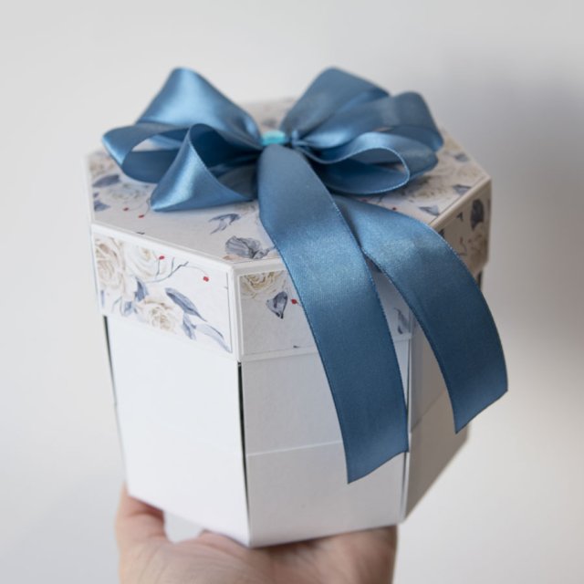 Ślubne pudełeczko GIGA exploding box kartka 3d