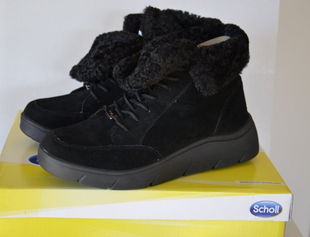 Scholl 40 miękkie lekkie botki